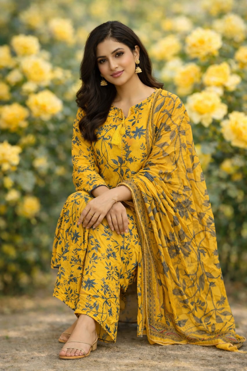 Veloura Sunblossom Luxe – Signature Lawn Ensemble by Perfect Collection